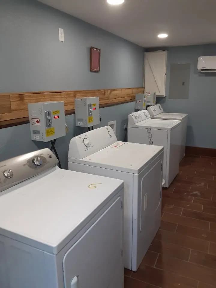 On-site laundry facilities